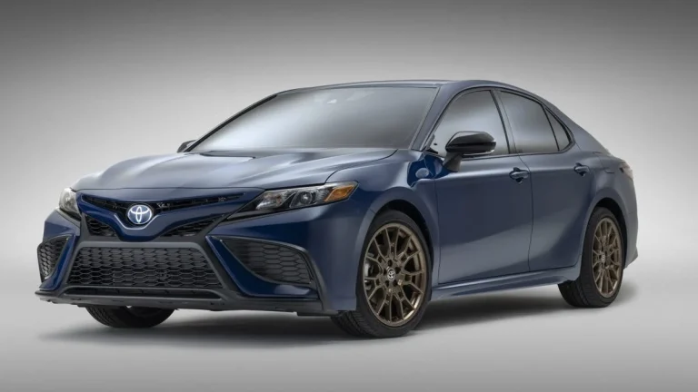 Toyota Camry 2 5L 2023