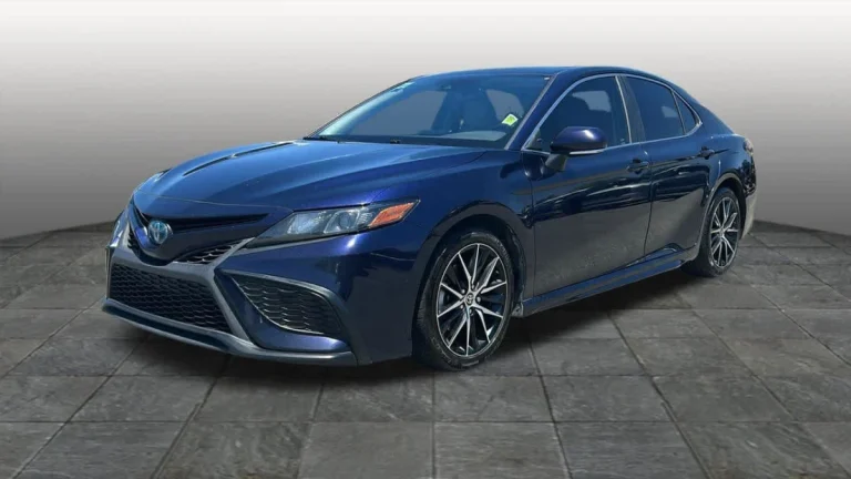Toyota Camry 2 5L Hybrid 2022