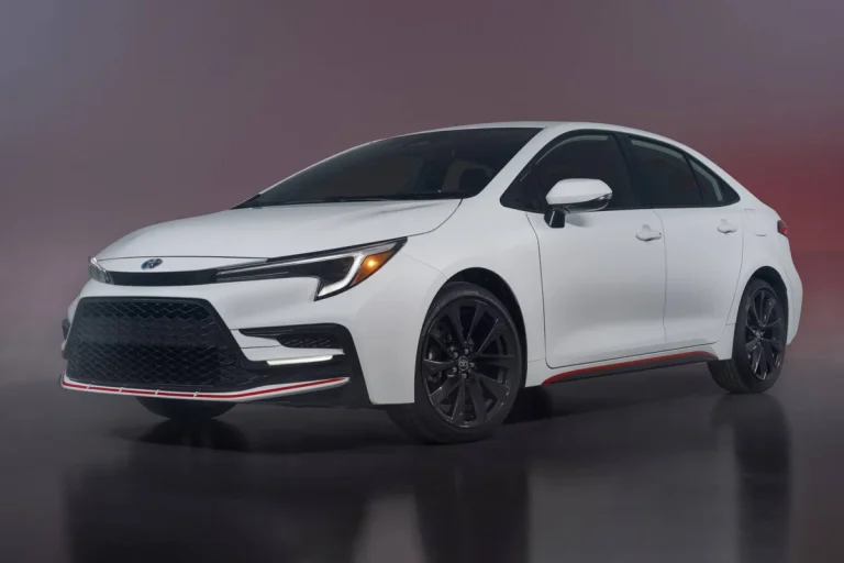 Toyota Corolla 1 8L Hybrid 2023