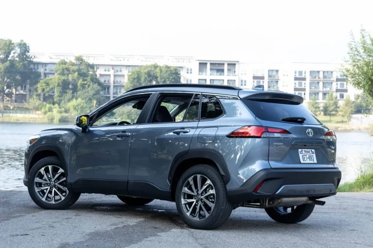 Toyota Corolla Cross 2 0L 2022