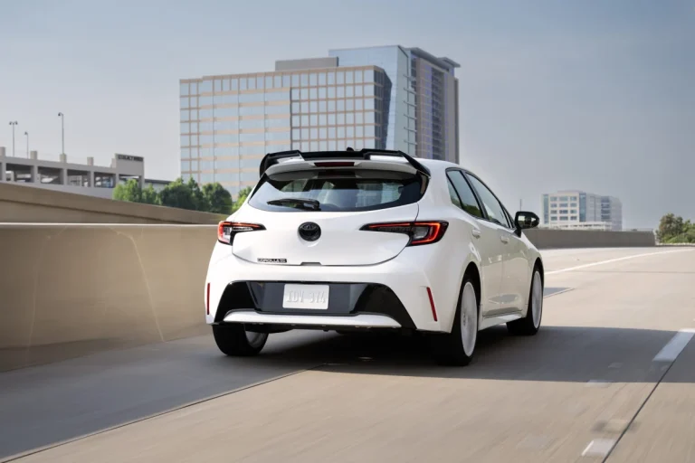 Toyota Corolla Hatchback 2 0L 2026