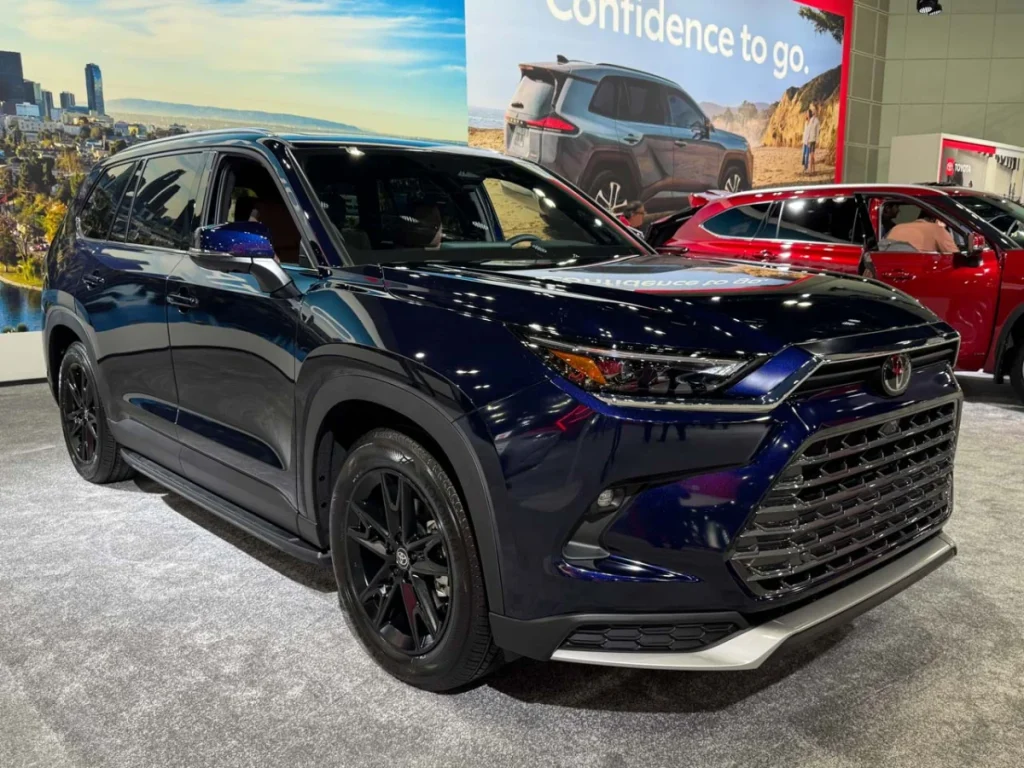 Toyota Grand Highlander 2 5L Hybrid 2026