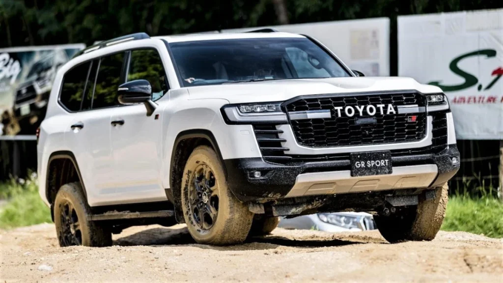 Toyota Land Cruiser 300 4 0L V6 2022