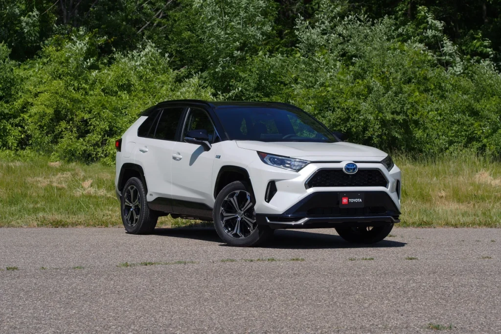 Toyota RAV4 2 5L 2021