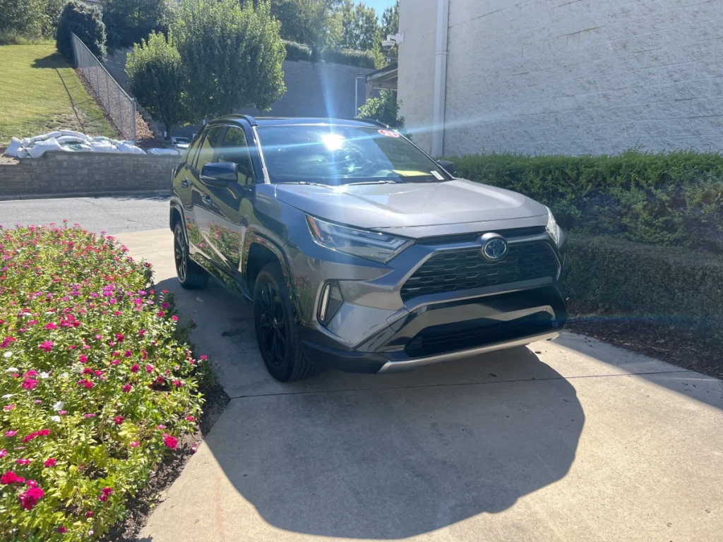 Toyota RAV4 2 5L Hybrid 2022